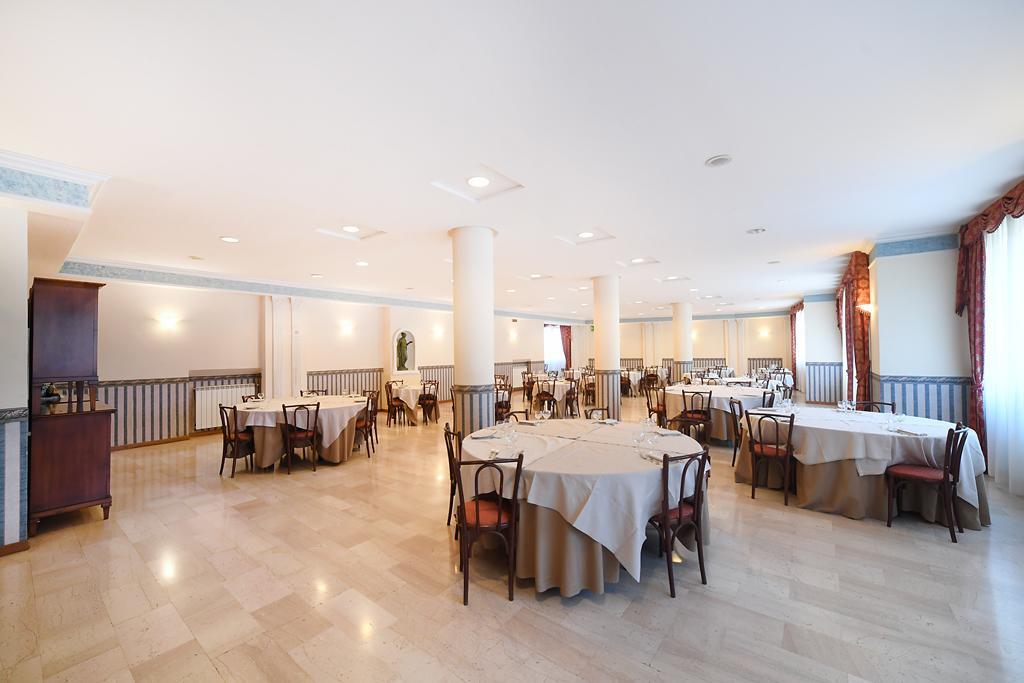 Hotel Italia&Lombardi Montefiascone Bagian luar foto
