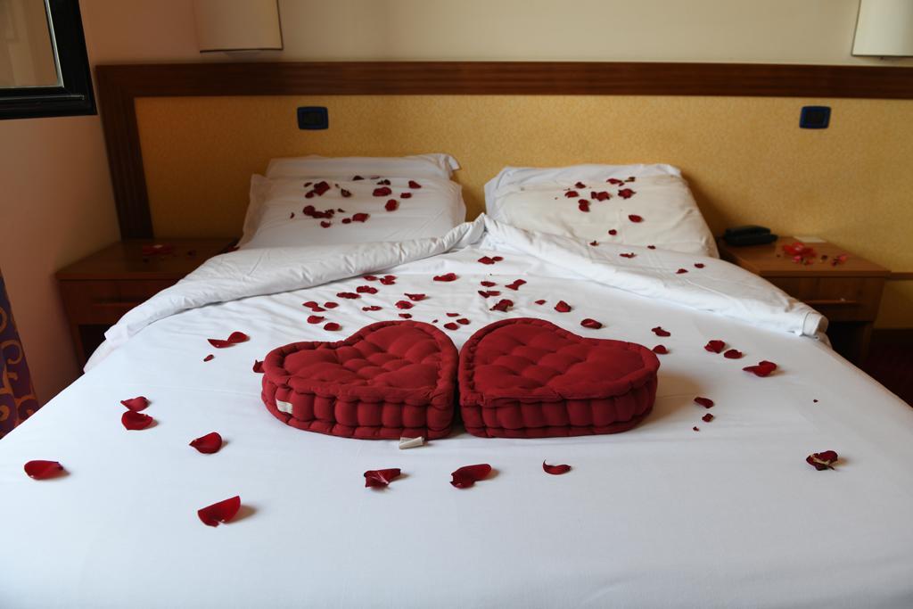 Hotel Italia&Lombardi Montefiascone Bagian luar foto