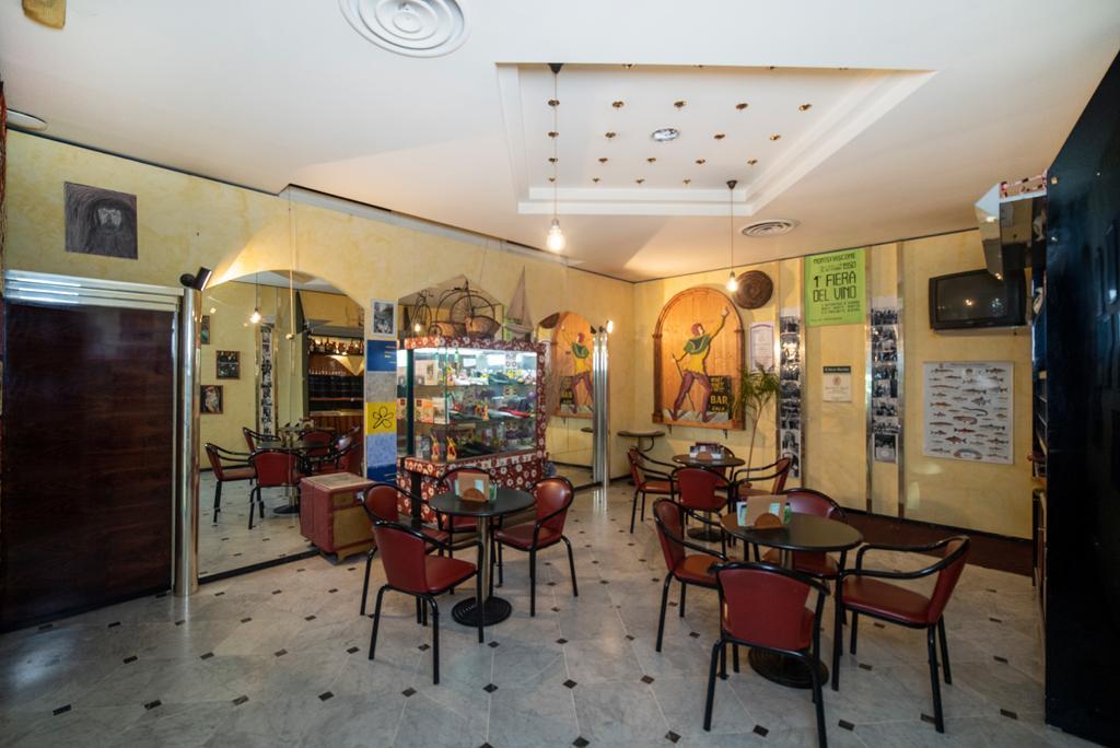 Hotel Italia&Lombardi Montefiascone Bagian luar foto