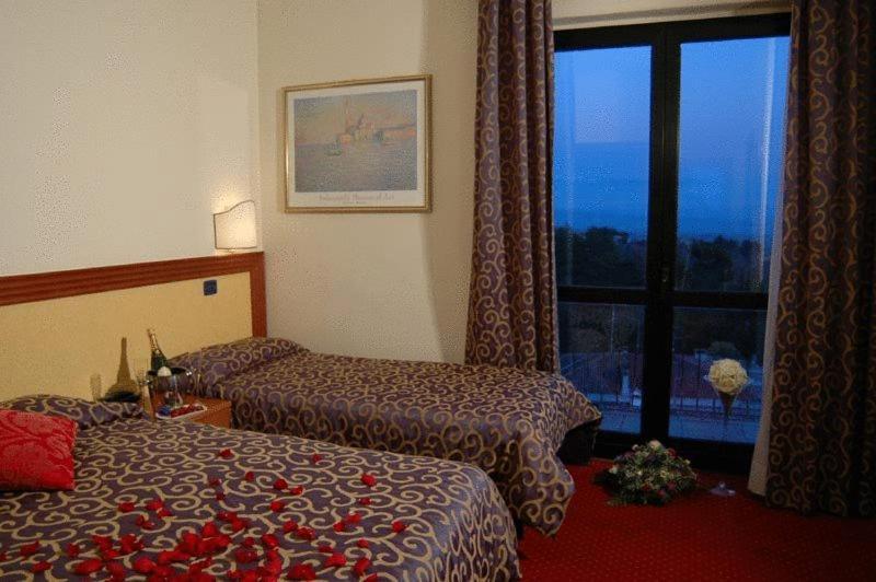 Hotel Italia&Lombardi Montefiascone Bagian luar foto